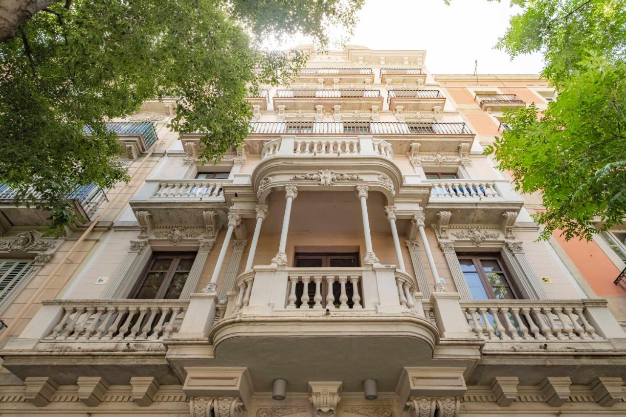 Aspasios Market Balconies Barcelona Exterior photo