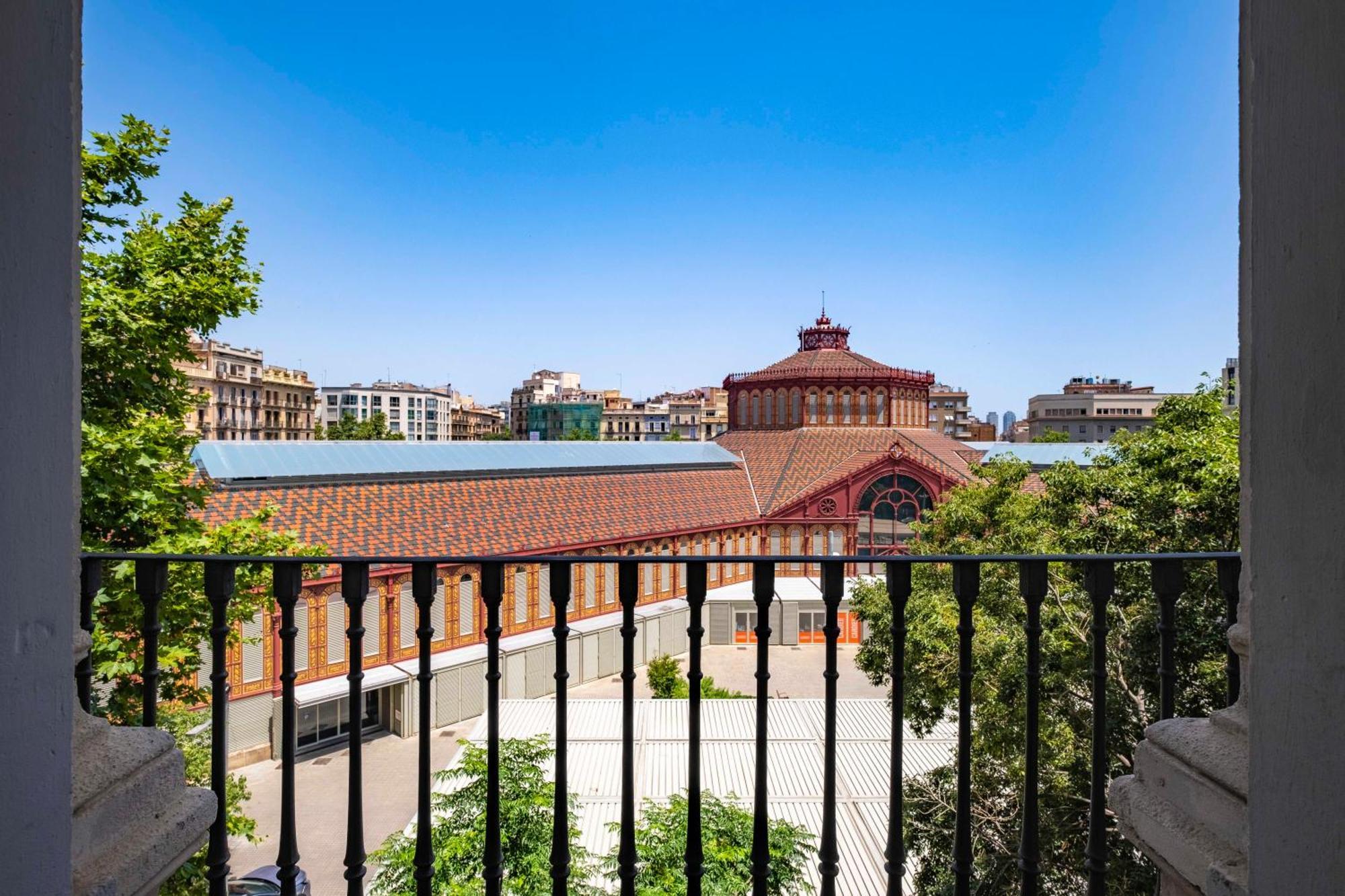 Aspasios Market Balconies Barcelona Room photo